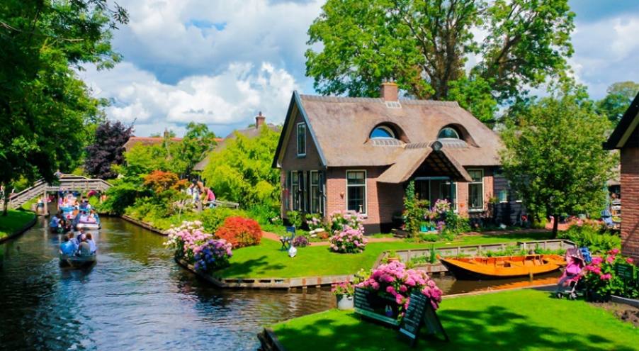 Du lịch Giethoorn
