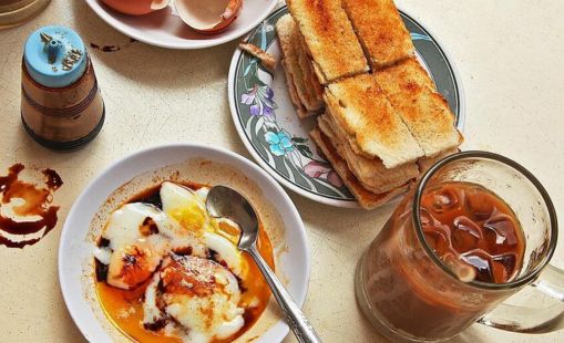 Mì Nướng Mứt Kaya & Trứng Lòng Đào