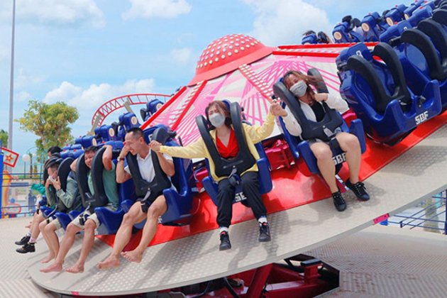 Trò chơi Power Swinger tại Circus Land