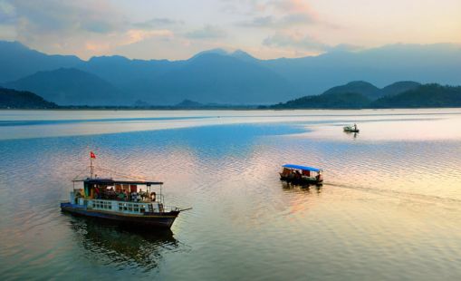 Hồ Núi Cốc