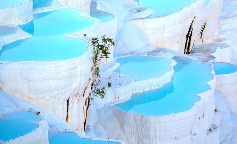 Lâu đài tuyết trắng Pamukkale