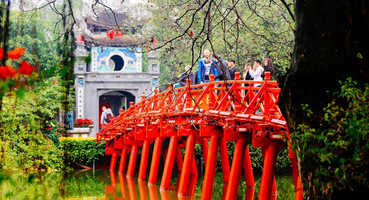 Cầu Thê Húc