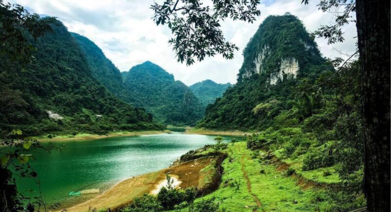 Hồ Thang Hen Cao Bằng