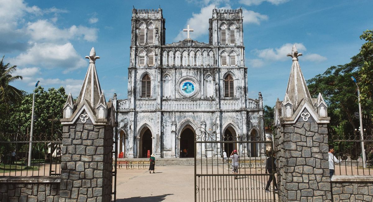 Nhà thờ Mằng Lăng
