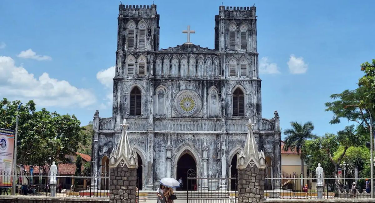 Nhà thờ Mằng Lăng