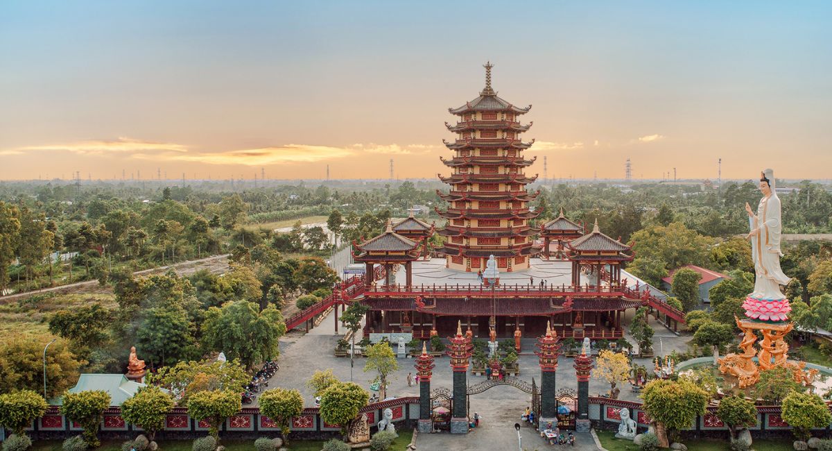 Chùa Phật Ngọc Xá Lợi Vĩnh Long