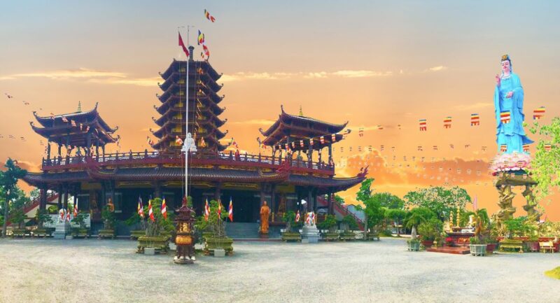 Chùa Phật Ngọc Xá Lợi Vĩnh Long