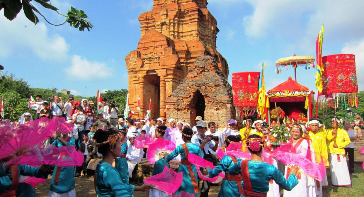 Tháp Bà Ponagar Nha Trang