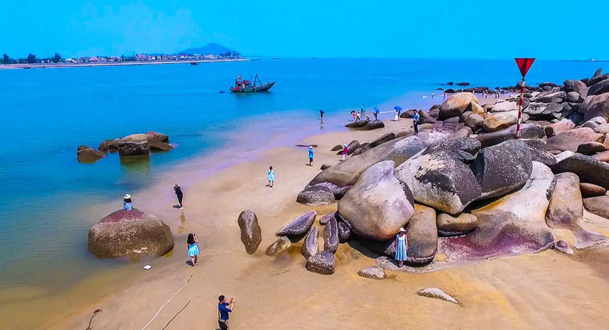Biển Thiên Cầm
