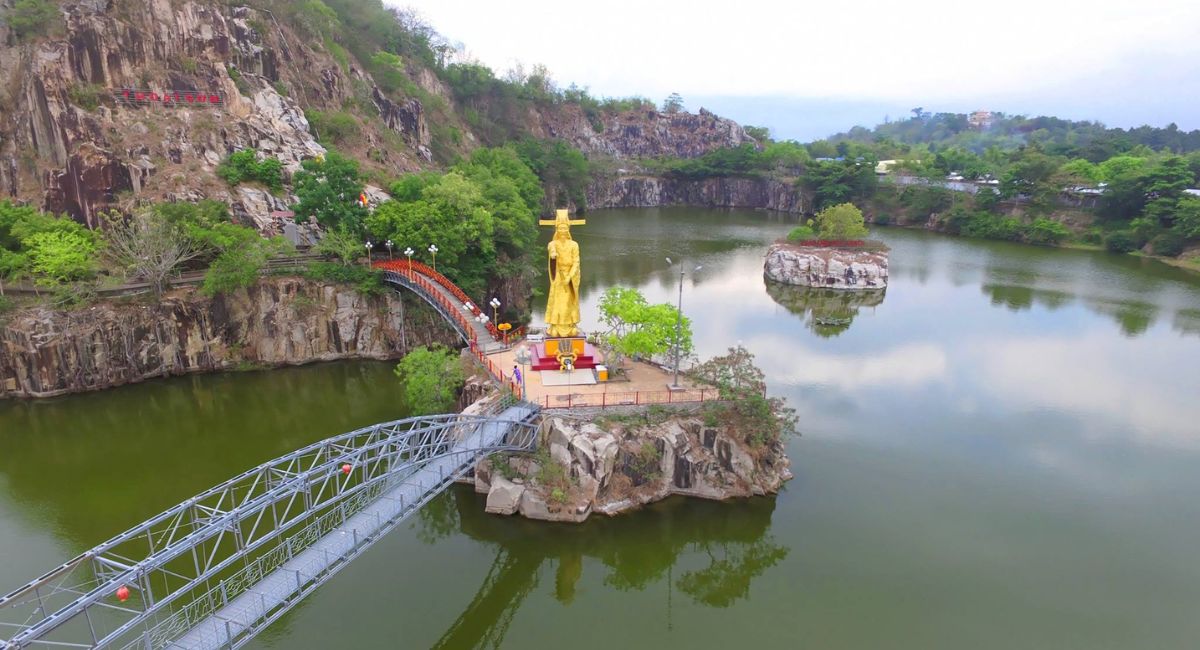 Khu du lịch núi Sập An Giang
