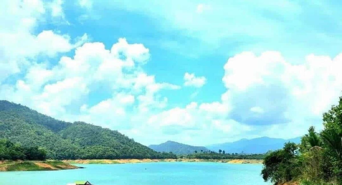 Hồ Hàm Thuận
