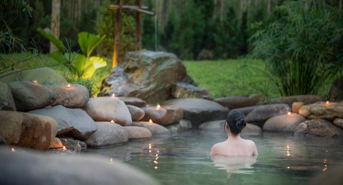 Tắm Onsen