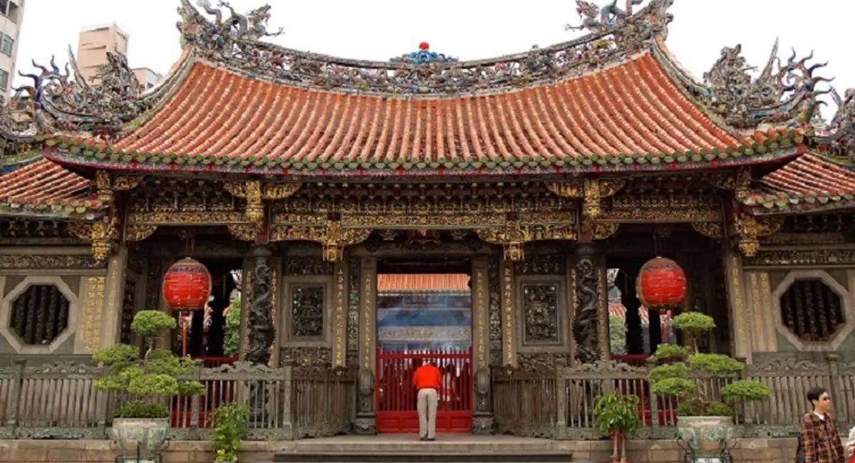 Chùa Long Sơn Đài Loan